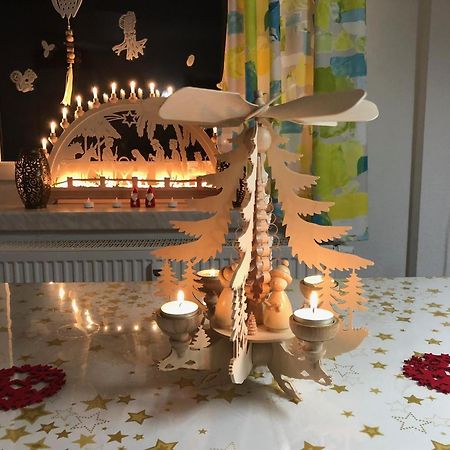 Schaefers Ferienwohnung โอเบอร์วีเซินธาล ภายนอก รูปภาพ